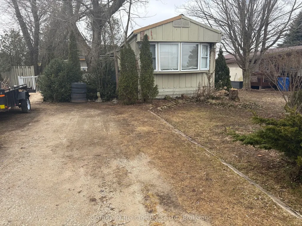 Unit 17 -302694 Douglas Street W West Grey ON N0G 1R0