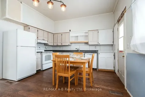 86 King Street Bluewater ON N0M 1X0