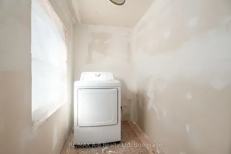 86 King Street Bluewater ON N0M 1X0