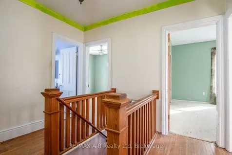 86 King Street Bluewater ON N0M 1X0