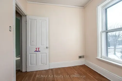 86 King Street Bluewater ON N0M 1X0