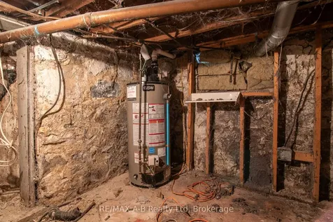 86 King Street Bluewater ON N0M 1X0