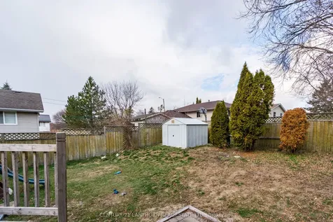 94 North Murray Street Quinte West ON K8V 2E7