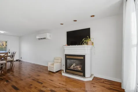 94 North Murray Street Quinte West ON K8V 2E7