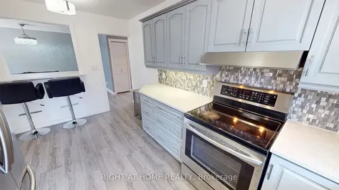 27 Shore Acres Boulevard North Bay ON P1A 1B7