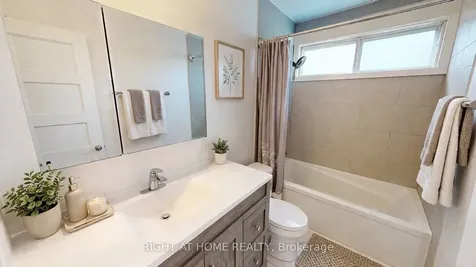 27 Shore Acres Boulevard North Bay ON P1A 1B7