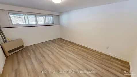 27 Shore Acres Boulevard North Bay ON P1A 1B7