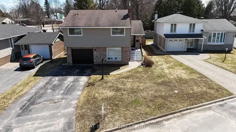 27 Shore Acres Boulevard North Bay ON P1A 1B7