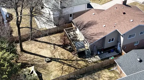 27 Shore Acres Boulevard North Bay ON P1A 1B7