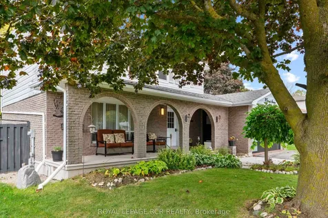 18 Spruyt Avenue East Luther Grand Valley ON L9W 5X4