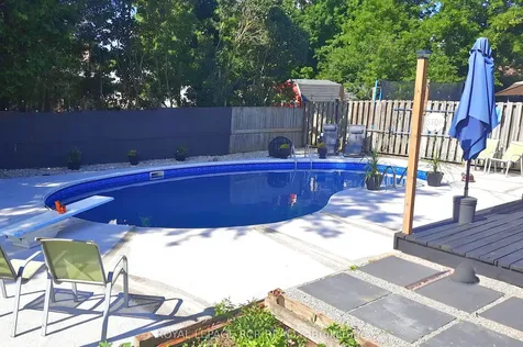 18 Spruyt Avenue East Luther Grand Valley ON L9W 5X4