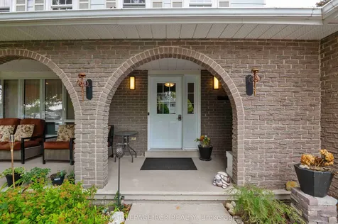 18 Spruyt Avenue East Luther Grand Valley ON L9W 5X4