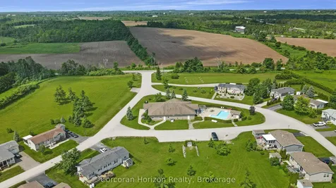 53 Creekside Circle Kawartha Lakes ON K0M 1L0