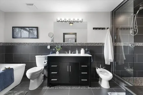 340 Old Mud Street Hamilton ON L8J 3Z9