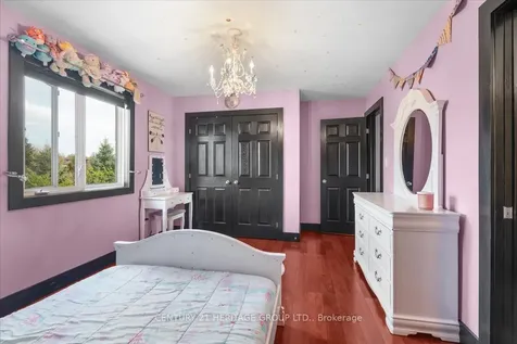 340 Old Mud Street Hamilton ON L8J 3Z9