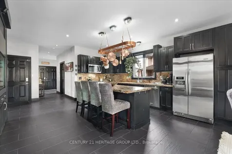 340 Old Mud Street Hamilton ON L8J 3Z9