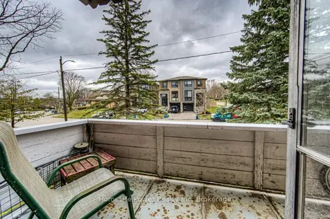 15 Floral Crescent Kitchener ON N2G 3B3