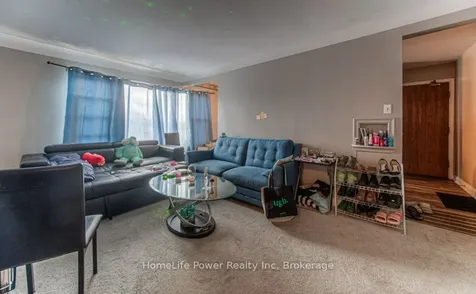 15 Floral Crescent Kitchener ON N2G 3B3