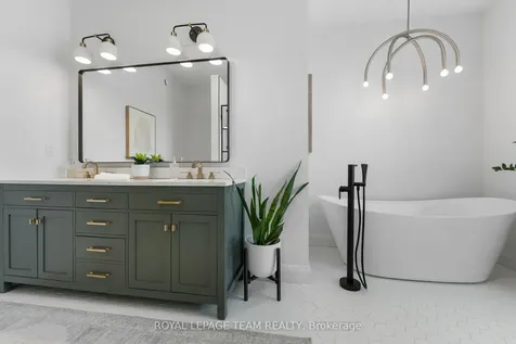 177 Charles Street Arnprior ON K7S 3V5