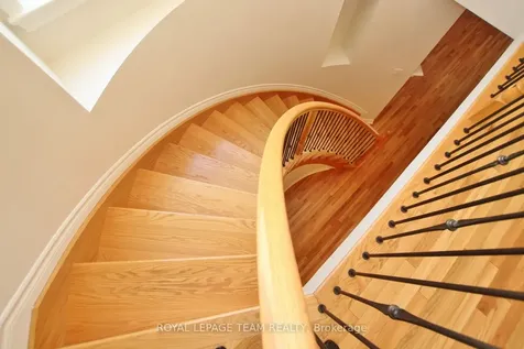 1032 Marconi Avenue Kanata ON K2W 0C8