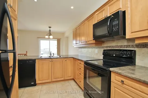 1032 Marconi Avenue Kanata ON K2W 0C8