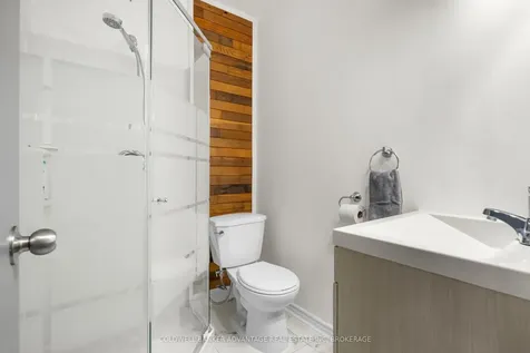 6413 Franklin Avenue Niagara Falls ON L2G 4Z6