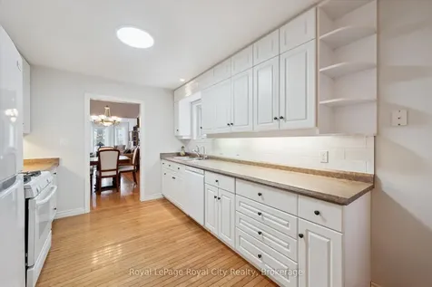67 White Pine Way Guelph ON N1G 4X7