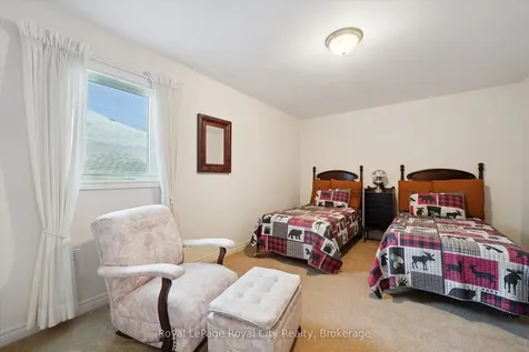 67 White Pine Way Guelph ON N1G 4X7
