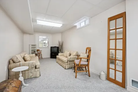 67 White Pine Way Guelph ON N1G 4X7