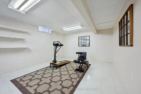 67 White Pine Way Guelph ON N1G 4X7