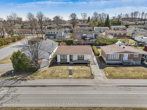 805 Cartier Boulevard Hawkesbury ON K6A 1W9