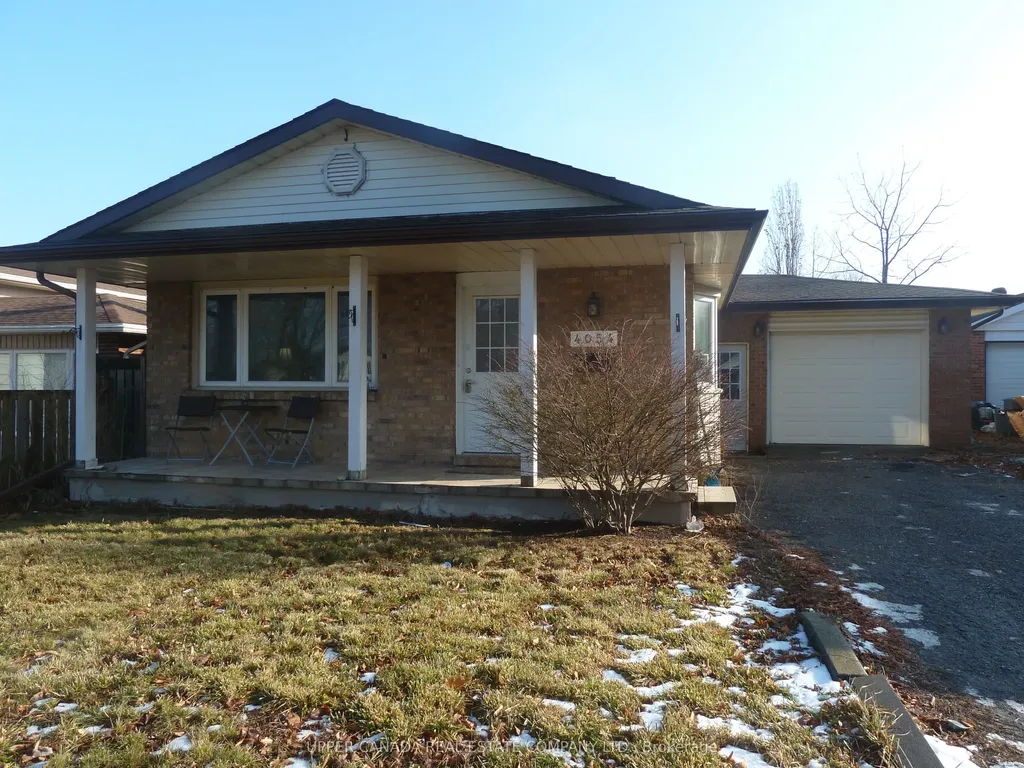 4054 Brookdale Drive Niagara Falls ON L2H 2B3