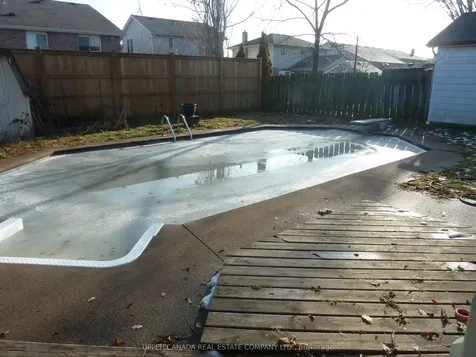 4054 Brookdale Drive Niagara Falls ON L2H 2B3
