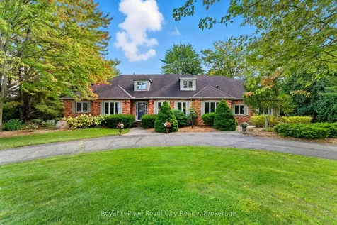 55 Bridle Path Puslinch ON N0B 2J0