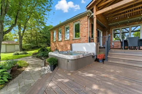 55 Bridle Path Puslinch ON N0B 2J0
