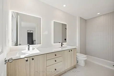 198 Heritage Park Drive Greater Napanee ON K7R 3X8