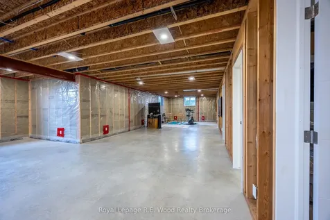 26 Millcreek Court Norfolk ON N0J 1E0