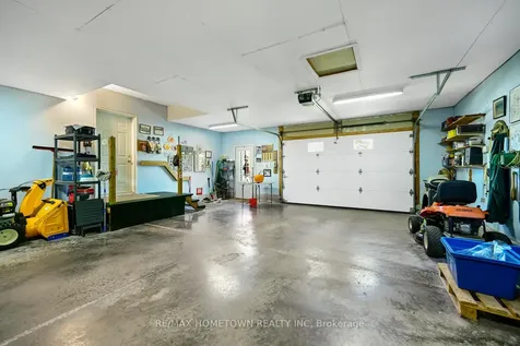 8121 Main Street Augusta ON K0G 1R0