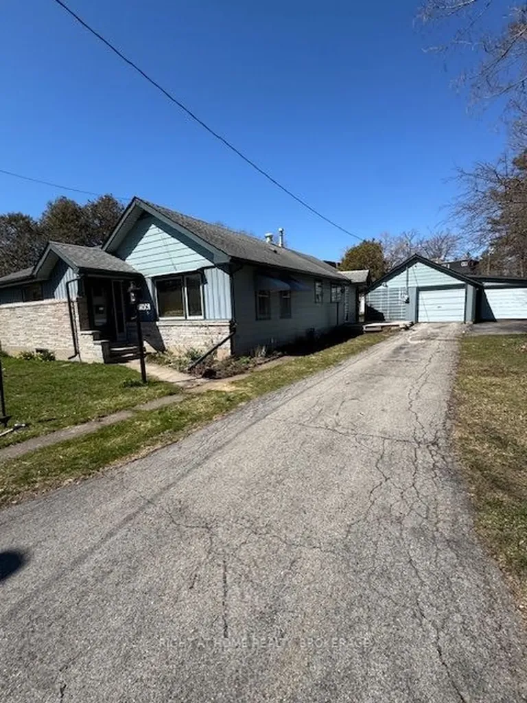 3906 Alexandra Road Fort Erie ON L0S 1B0