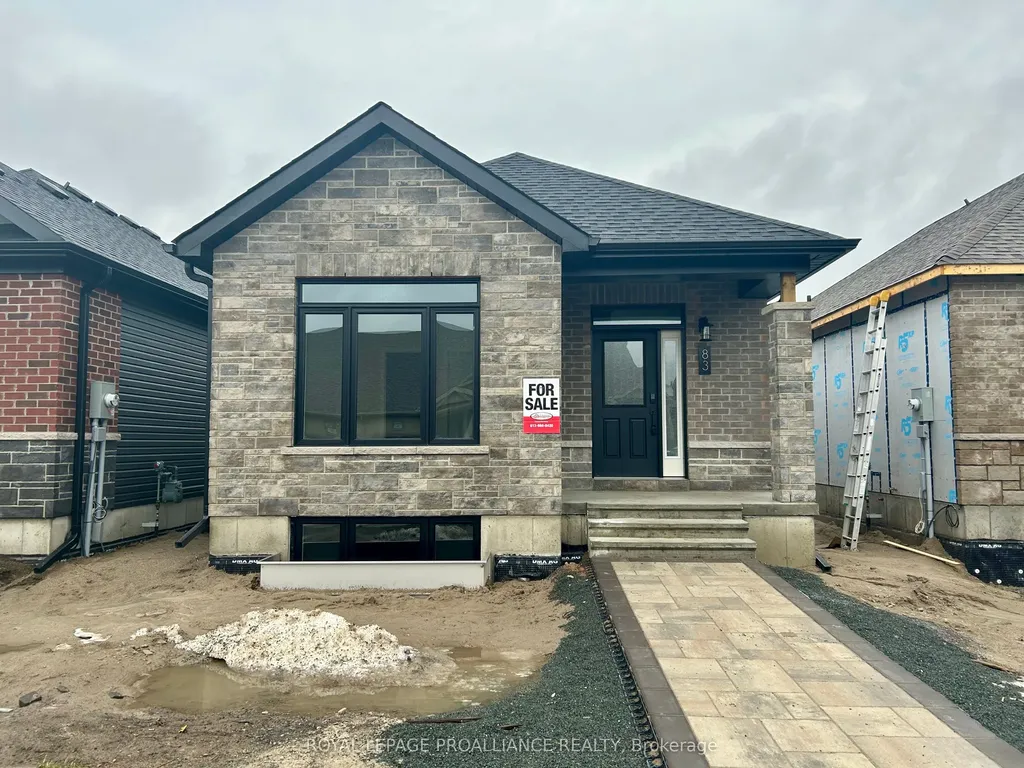 83 Athabaska Drive Belleville ON K8N 0T1