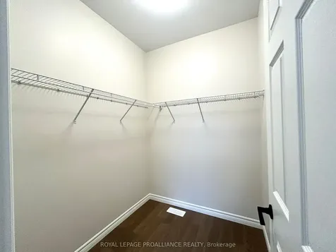 83 Athabaska Drive Belleville ON K8N 0T1