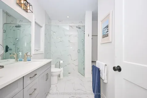 1050 Kettle Court Fort Erie ON L2A 0E7
