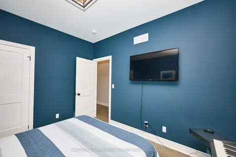 1050 Kettle Court Fort Erie ON L2A 0E7