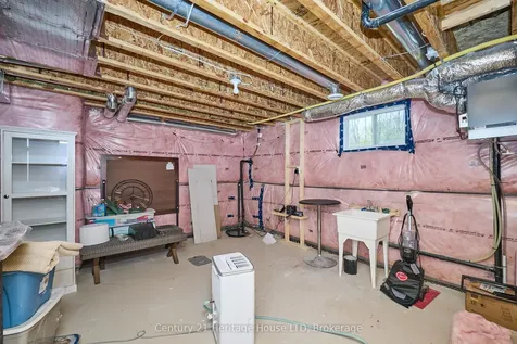 1050 Kettle Court Fort Erie ON L2A 0E7