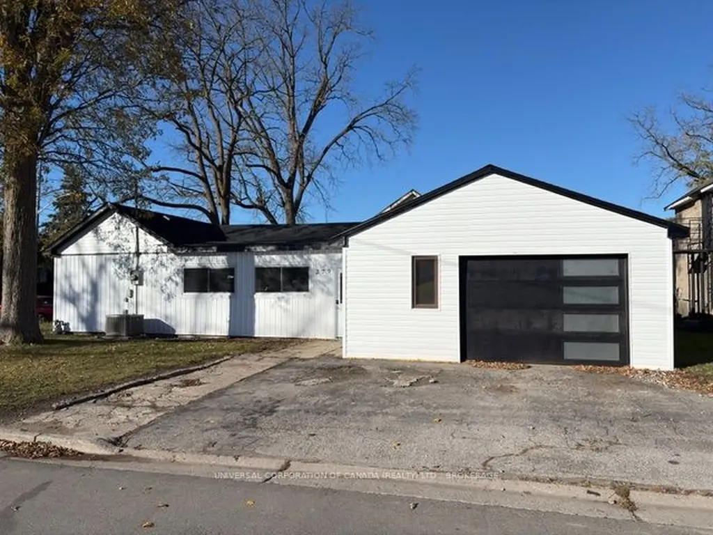 279 Sydenham Street E Aylmer ON N5H 1M3