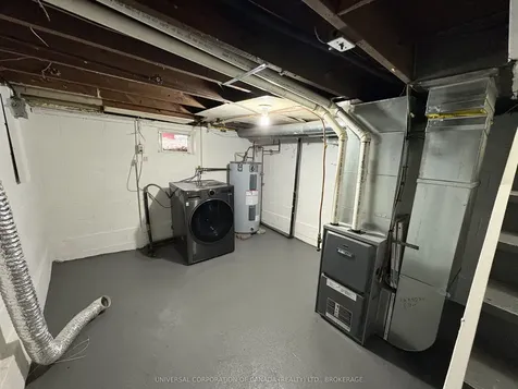 279 Sydenham Street E Aylmer ON N5H 1M3