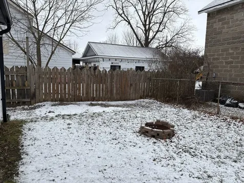 279 Sydenham Street E Aylmer ON N5H 1M3