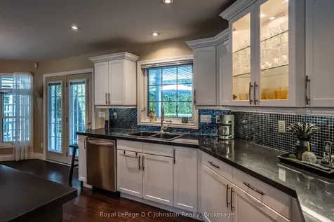 541 Meadow Lane Saugeen Shores ON N0H 2L0