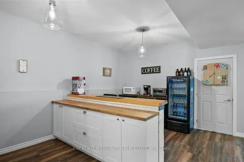 405 Brennan Road Belleville ON K8N 4Z6