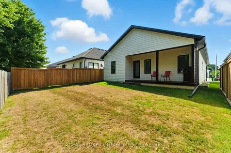 7 Macneil Court E Bayham ON N0J 1T0